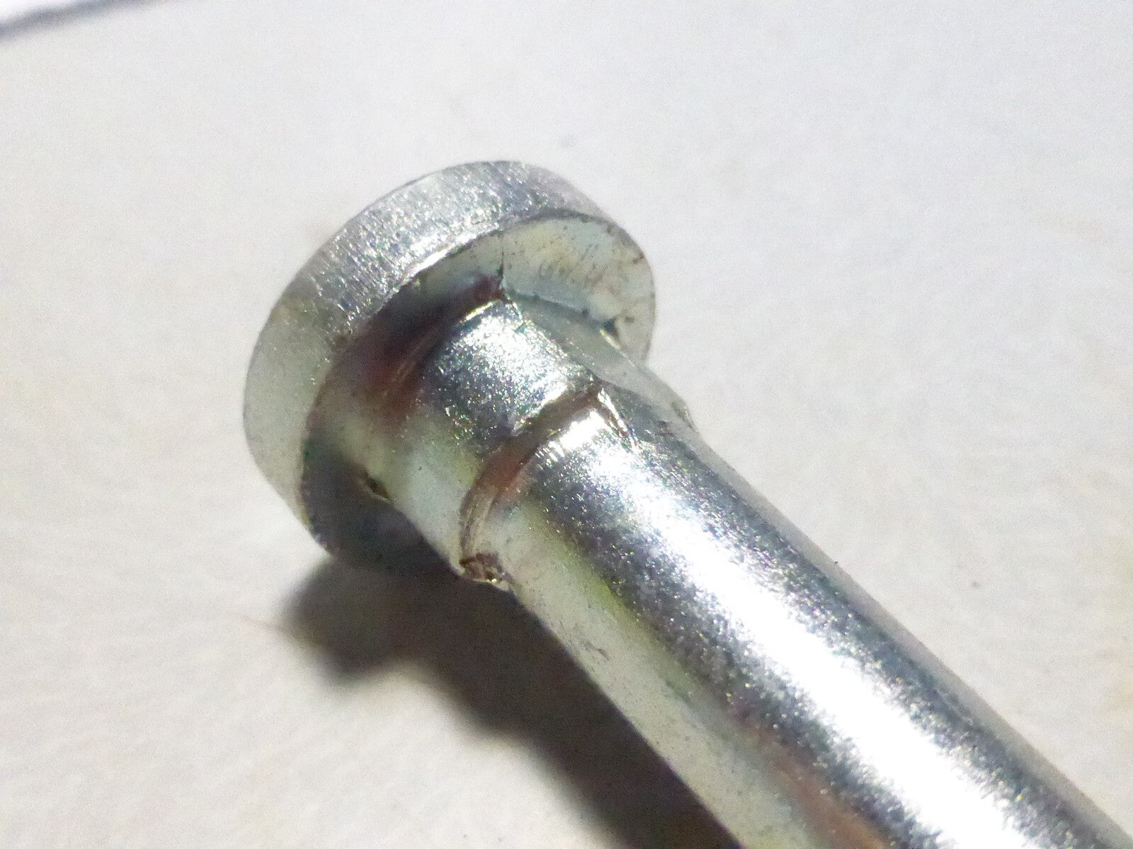 ✨ Boulon / Vis Axe de Béquille Peugeot 8 x 69 mm Vintage NOS ALGI✨
