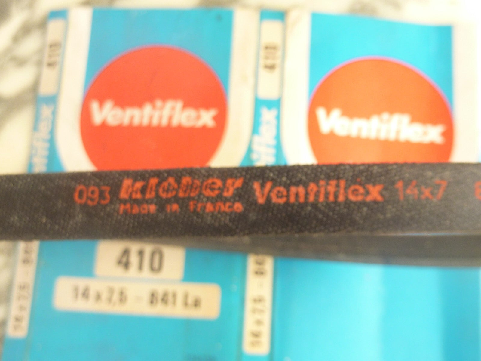 Courroie Ventiflex 410 kleber ancien stock neuf 819