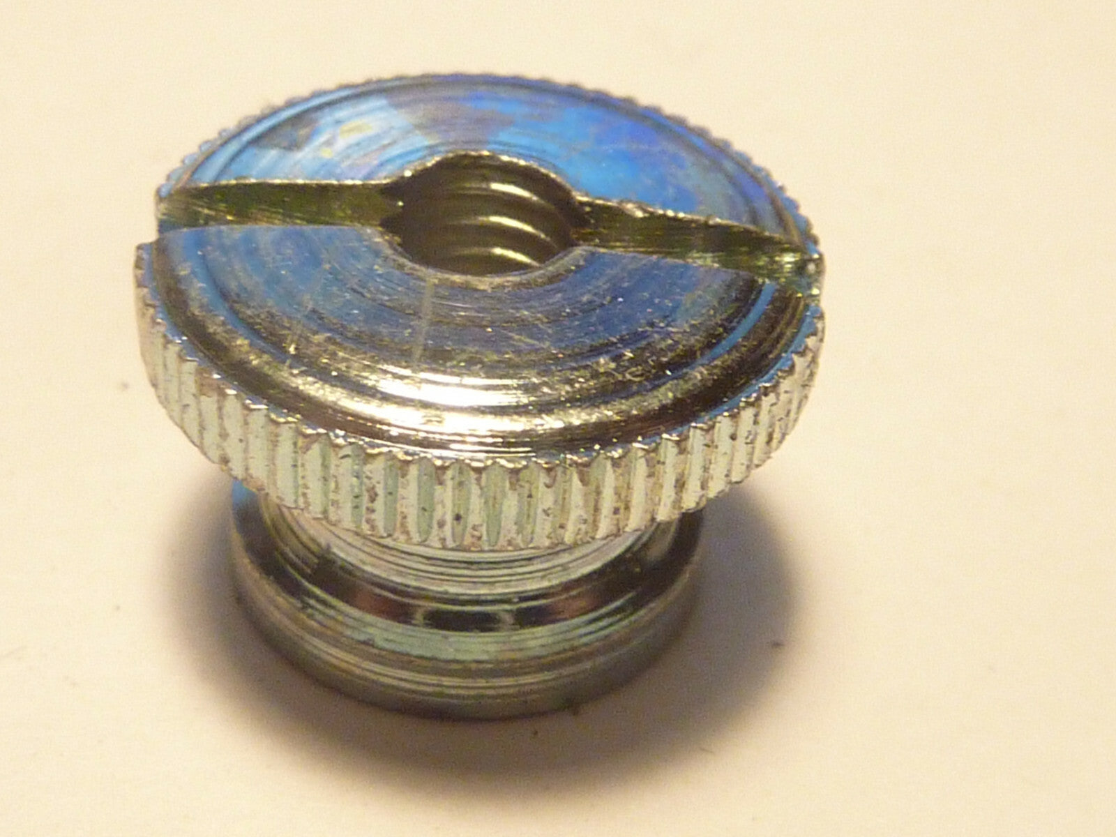 ✨ NOS – Écrou Vis Molette Capot Carter – Motobécane / Peugeot / Terrot / Solex✨