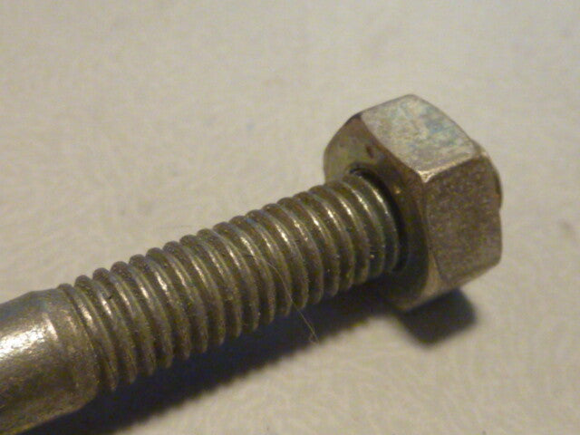 NOS 1 vis  Axe de béquille  amortisseur diamètre 8mm x 90 mm motobecane ???