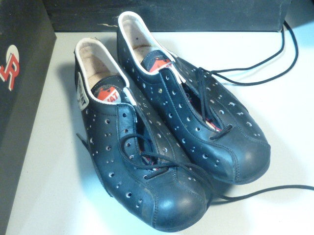 Chaussures de cyclisme ancienne  vintage  - RIVAT  - T39 model 57/0 PRO