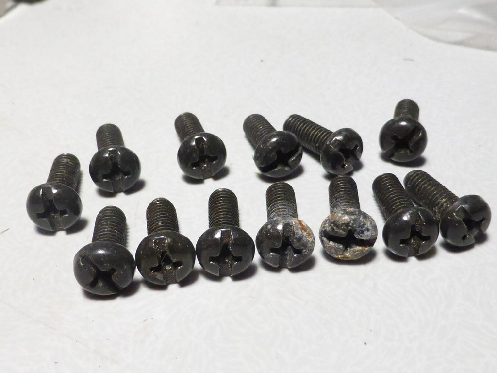 NOS lot vis  M5 fixation collier porte gourde pas 0.80 vintage