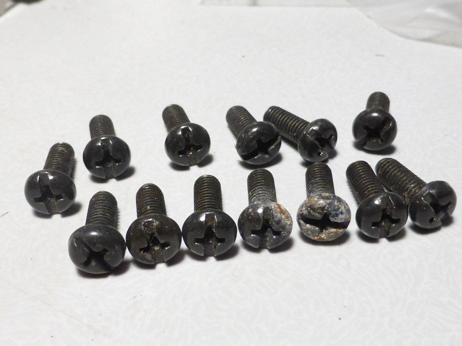 NOS lot vis  M5 fixation collier porte gourde pas 0.80 vintage