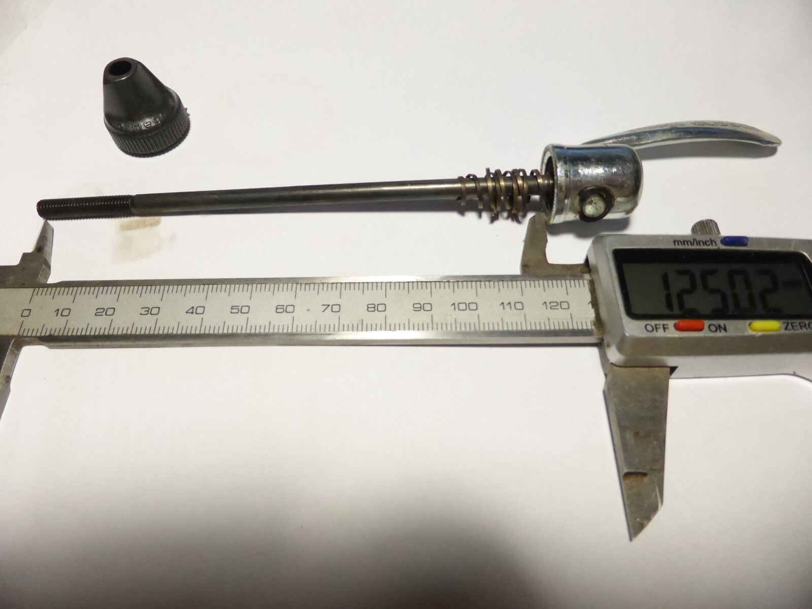 NOS attache rapide ofmega Quick Release front Skewer Eroica 1970s wheel skewer .