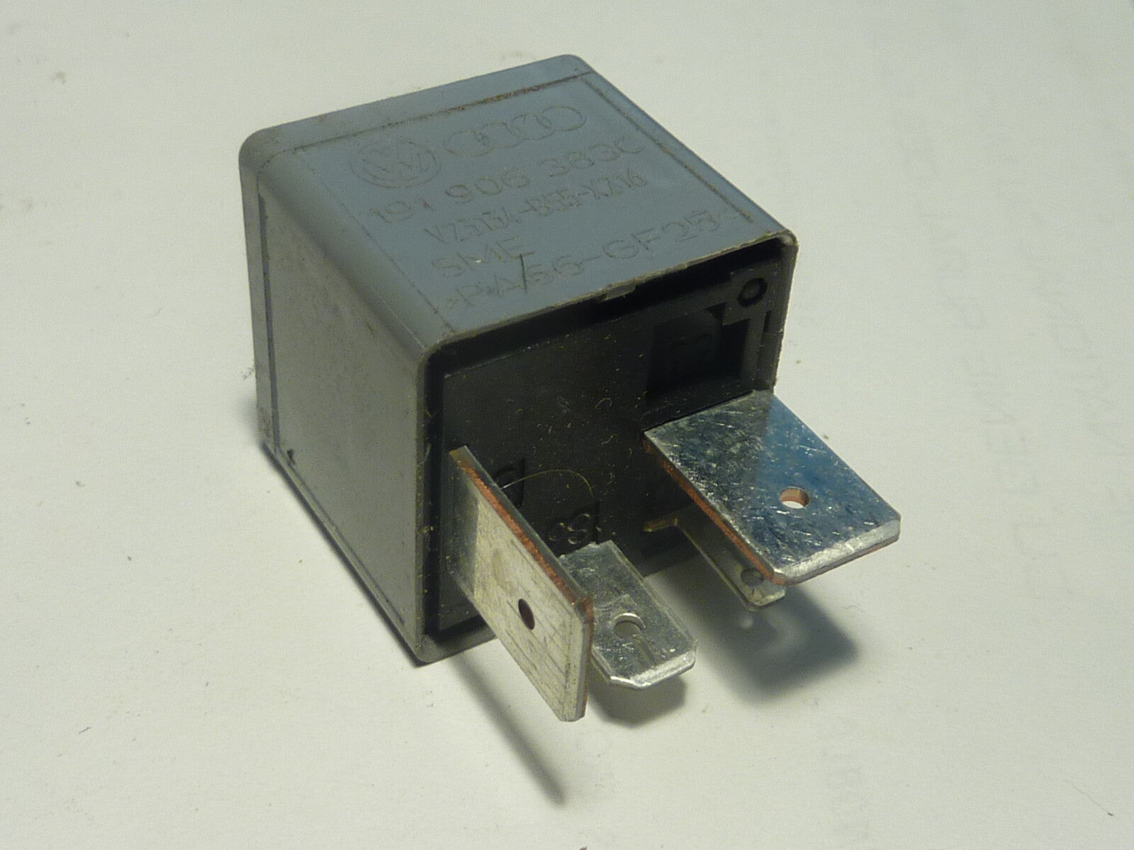 VW / Audi Relay 167 191 906383C
