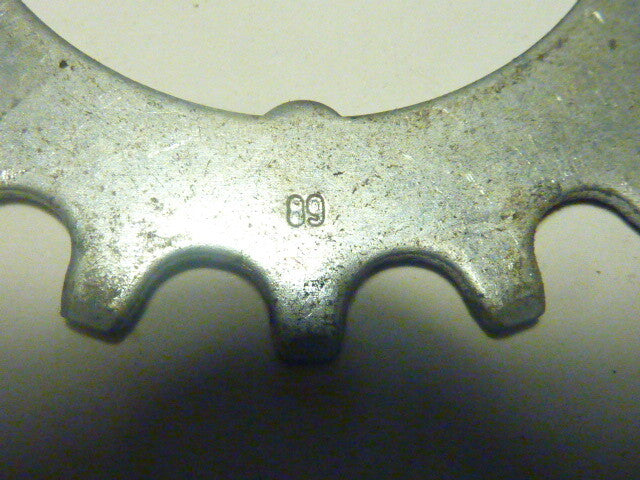 NOS Sachs Maillard Sprocket.cogs pignon vintage 19 T Argent  silver NOS