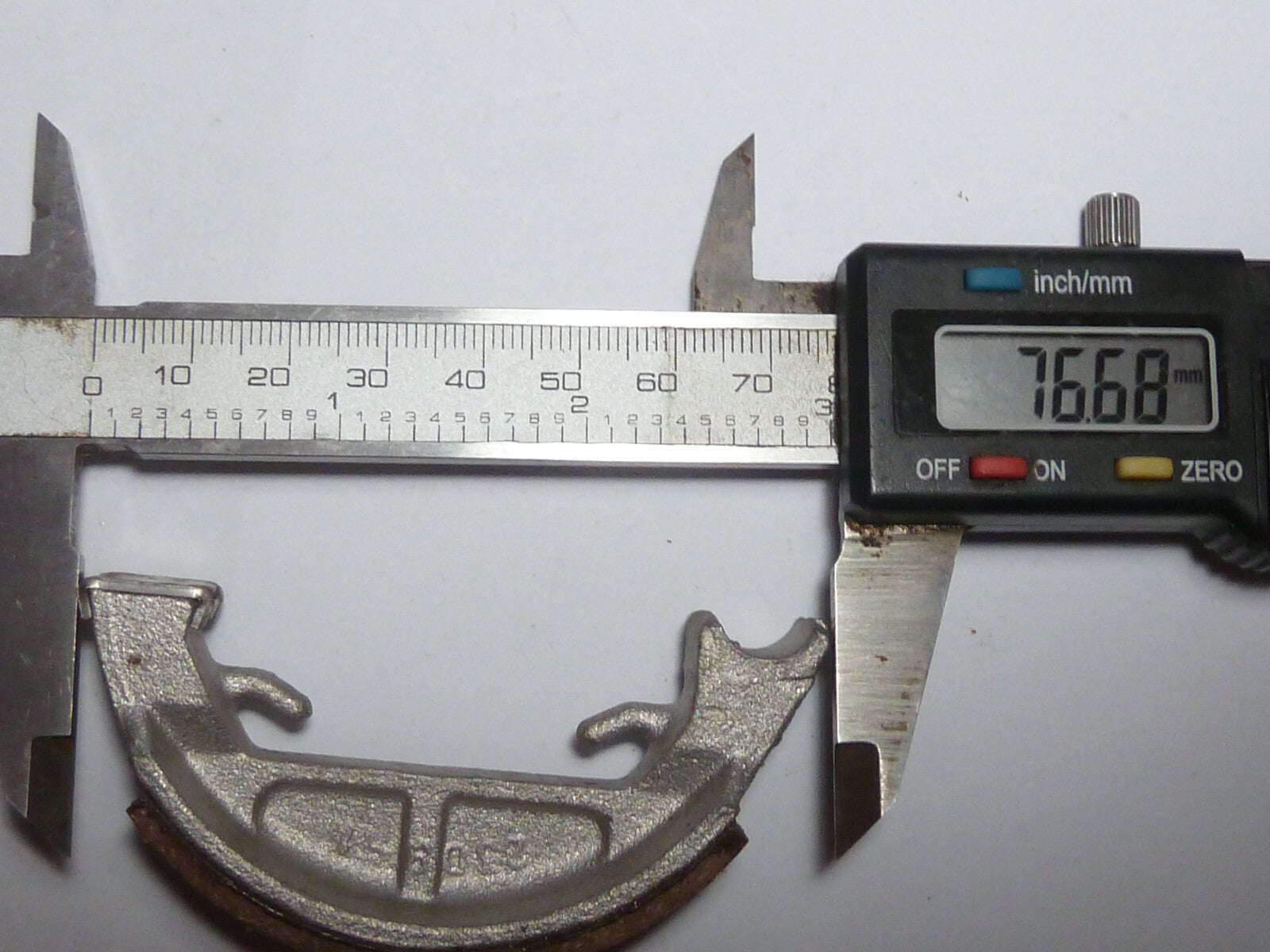 Mâchoires de frein à tambour neuve ancien stock 80 mm / 18.5 mm
