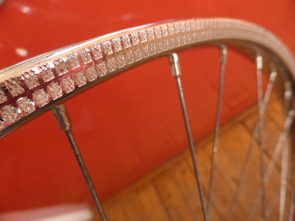 ✨ NOS  Roue Vélo Vintage SAMIR 650B Saminox 1982 – 36 rayons Peugeot Motobecane✨