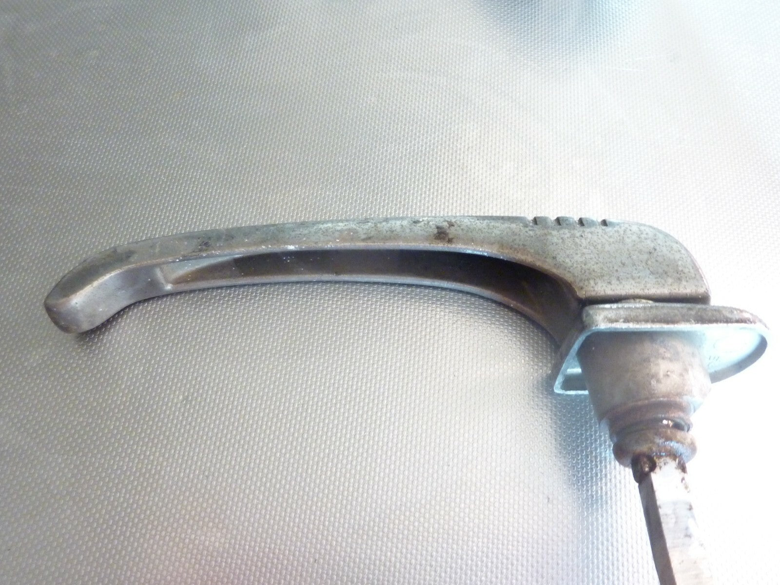 Poignée portière AUTO ancienne SIMCA RENAULT PEUGEOT CITROEN PANHARD FORD OPEL