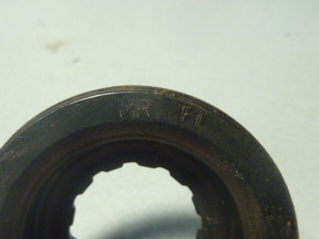 Vintage Shimano adamas BB Bottom Bracket CUPS  SELECTA JAPAN  35x1