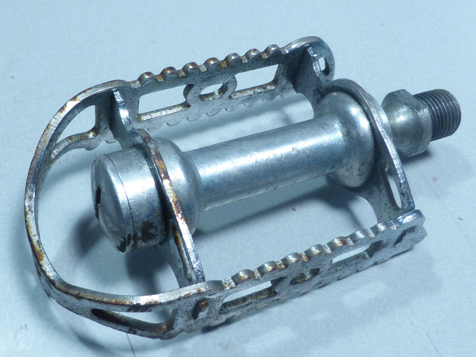1 paire pédales Atom vélo ancien vintage pedals   14/125