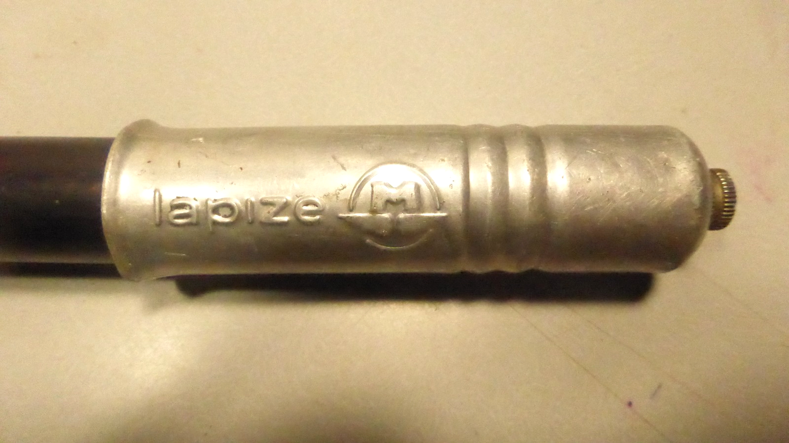 ancienne vintage POMPE VELO LAPIZE Motobecane  solex mobylette 38/39.5 cm