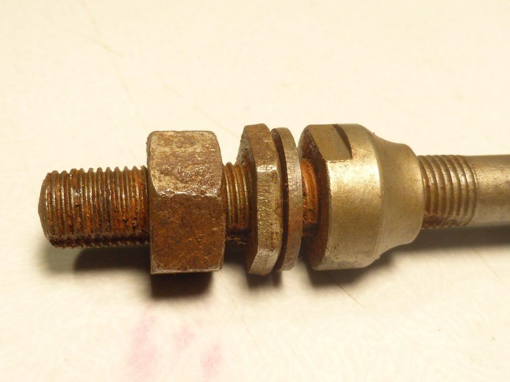 ancien axe velo cyclo  9.5x1.00 mm longueur 165 mm vintage