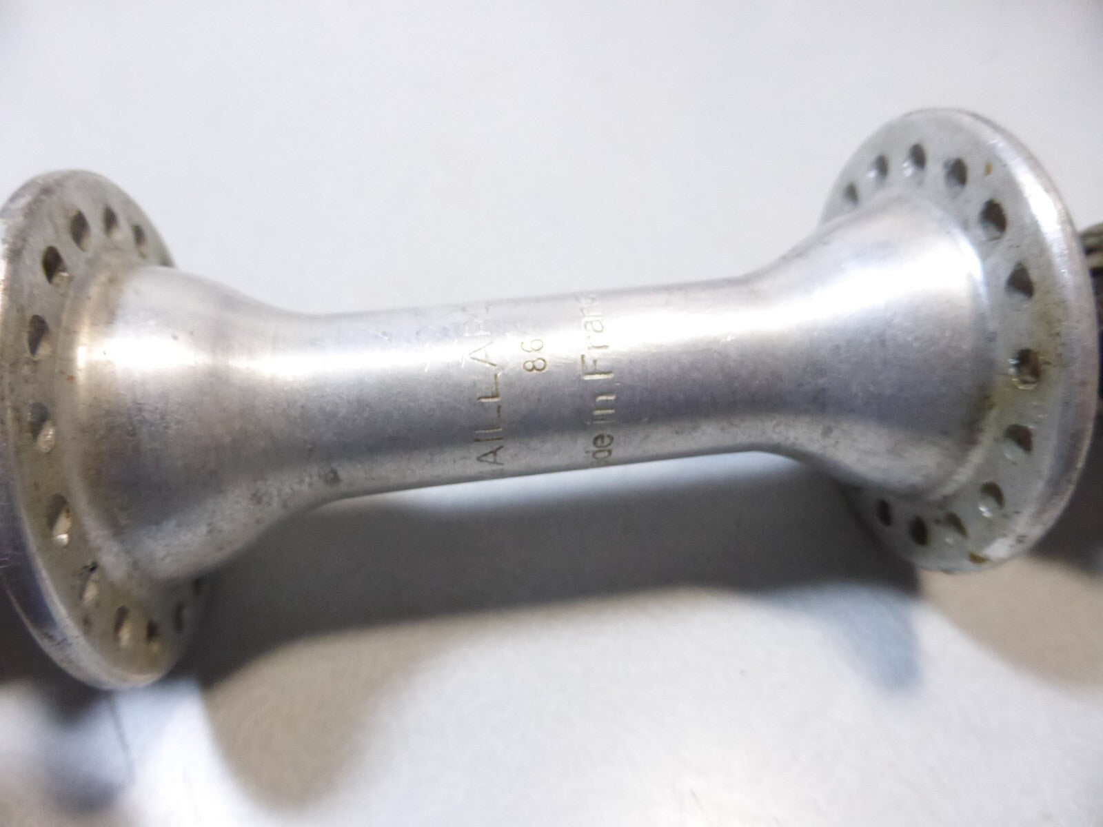 4 vintage axe moyeux maillard sachs shimano front axle