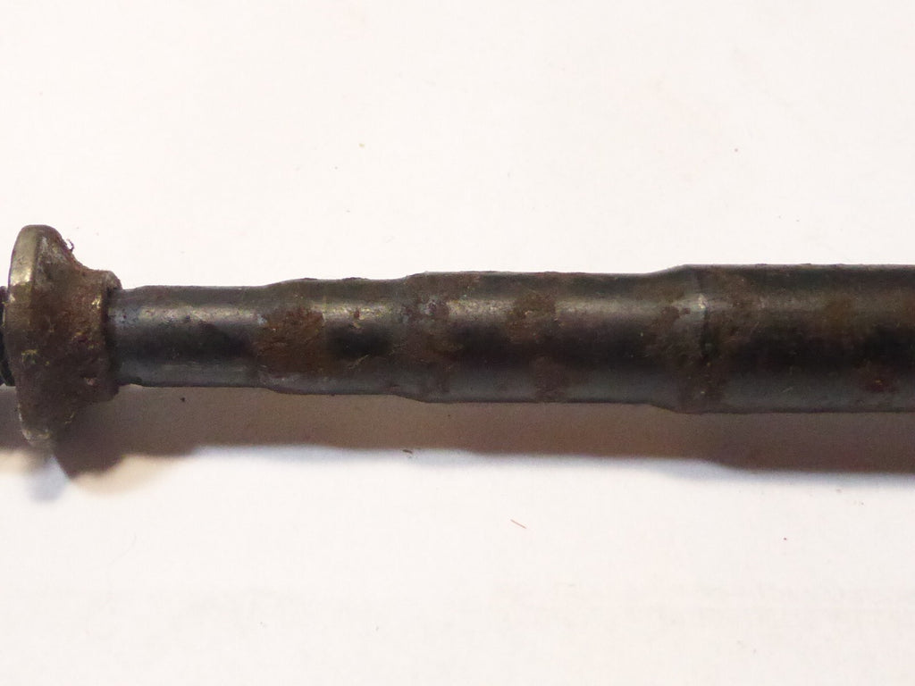 1 Axe pédale gauche Lyotard 110 mm ancien stock  velo cyclo solex