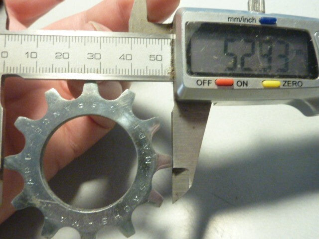 NOS vintage pignon 12  MAILLARD  threaded freewheel cog