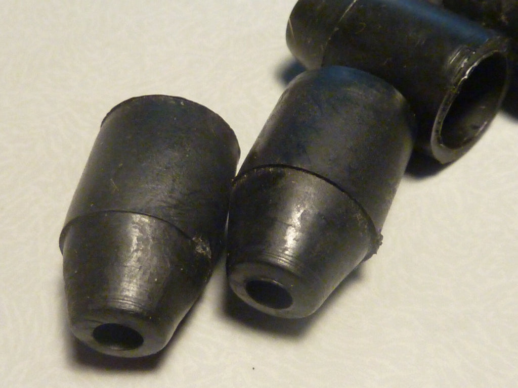 ✨ 🔧 5 Capuchons Protecteurs de Bougie – Motobécane / Peugeot – NOS 🔧✨