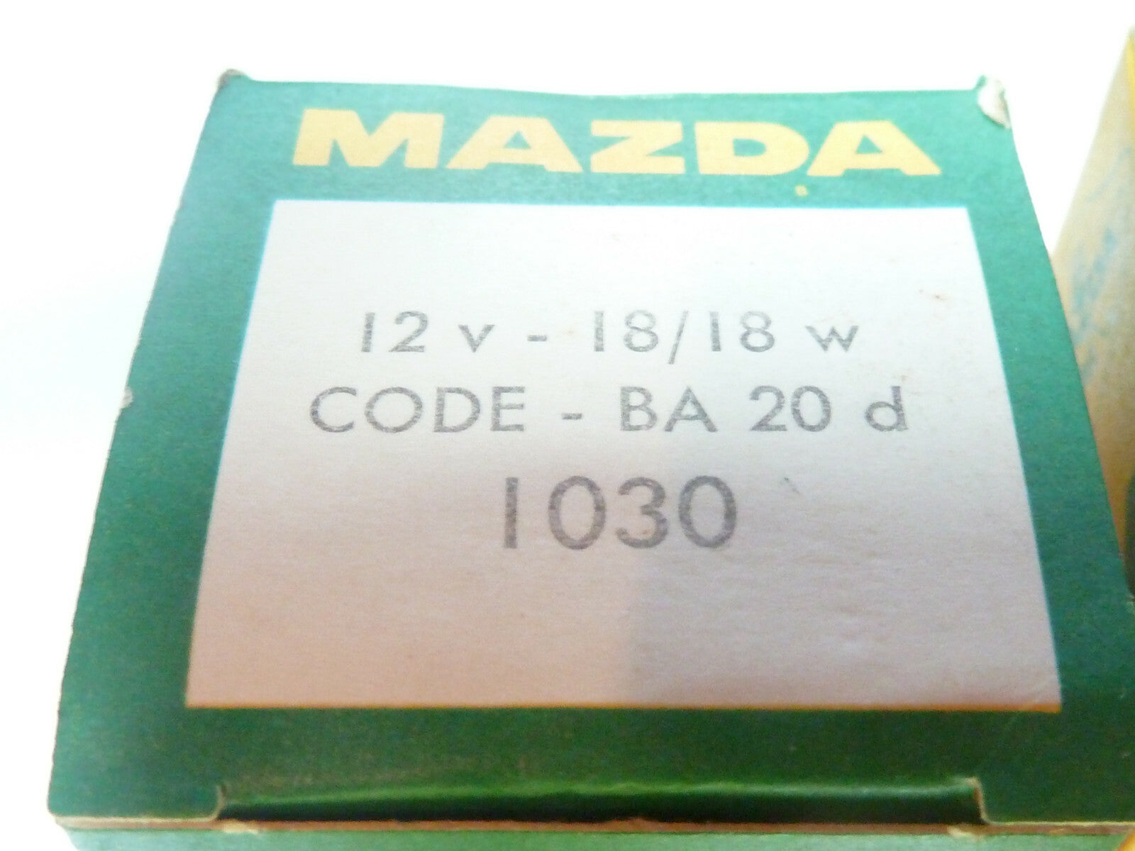 NOS 22 ampoules MAZDA éclairage vintage  12V 18/18 W BA 20 d jaune Bulb BA20d