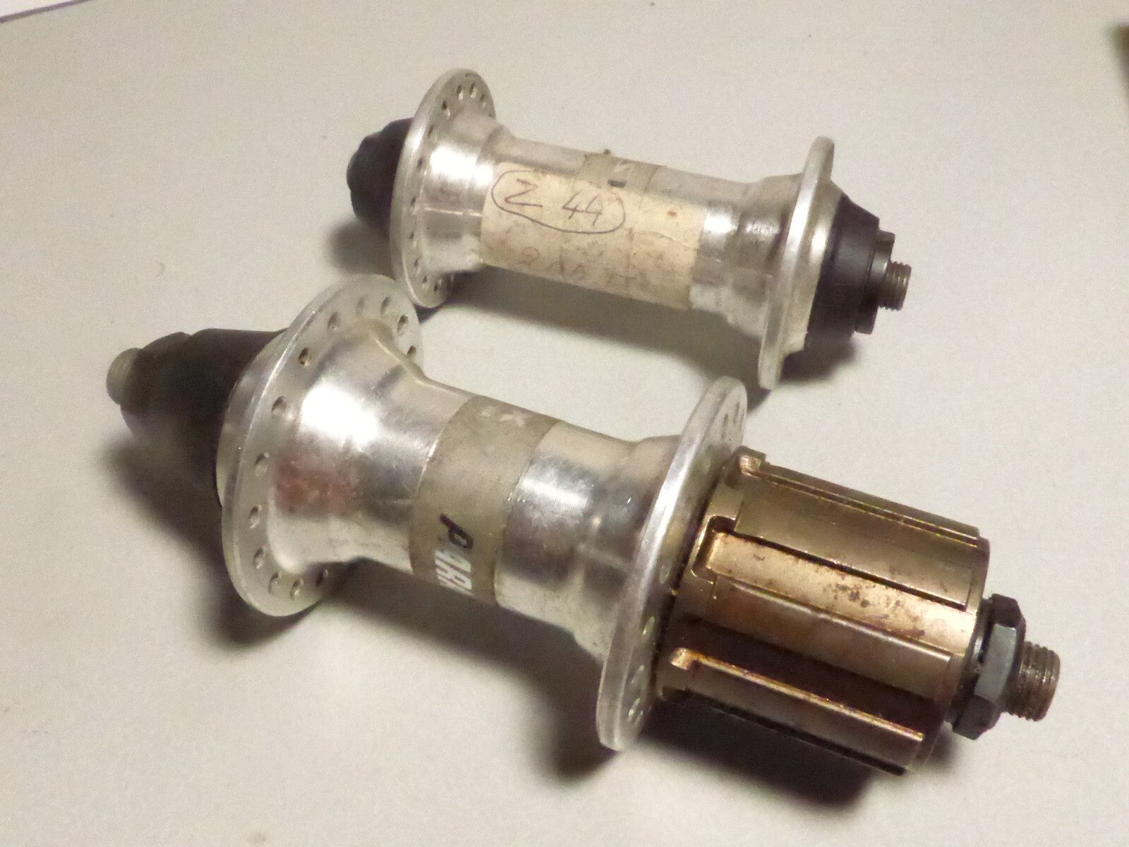 NOS Shimano STX Parallax FH-MC 30 front and rear hub 7 speed 36 spokes