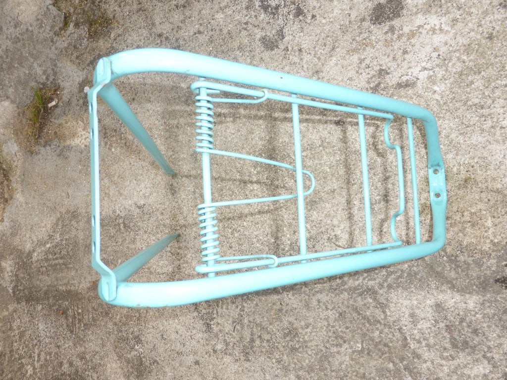 ✨NOS porte bagage arrière  a clapet acier velo Peugeot gitane roue 700 vintage ✨