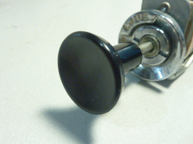 Bouton poussoir LJUS Commutateur Interrupteur Switch lighting Volvo P1800 used