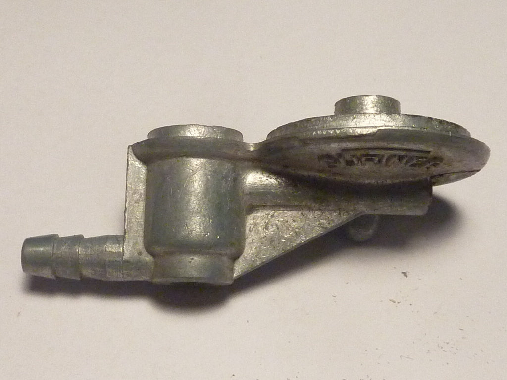 ✨ NOS Couvercle Haut de Cuve Gurtner – Peugeot / Motobécane – Vintage ✨