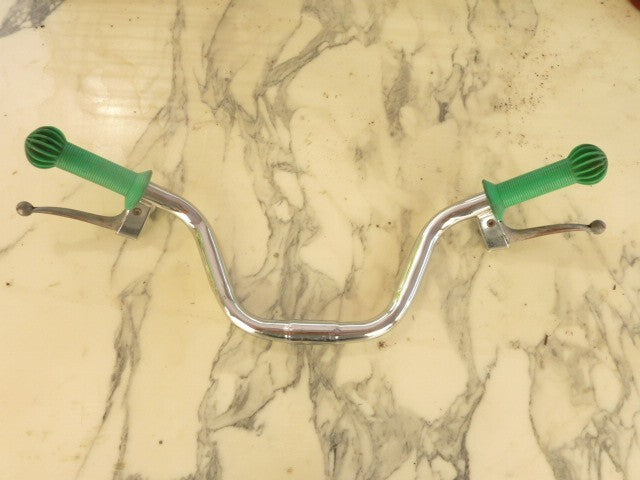 petit guidon tricycle trottinette vélo enfant ancien