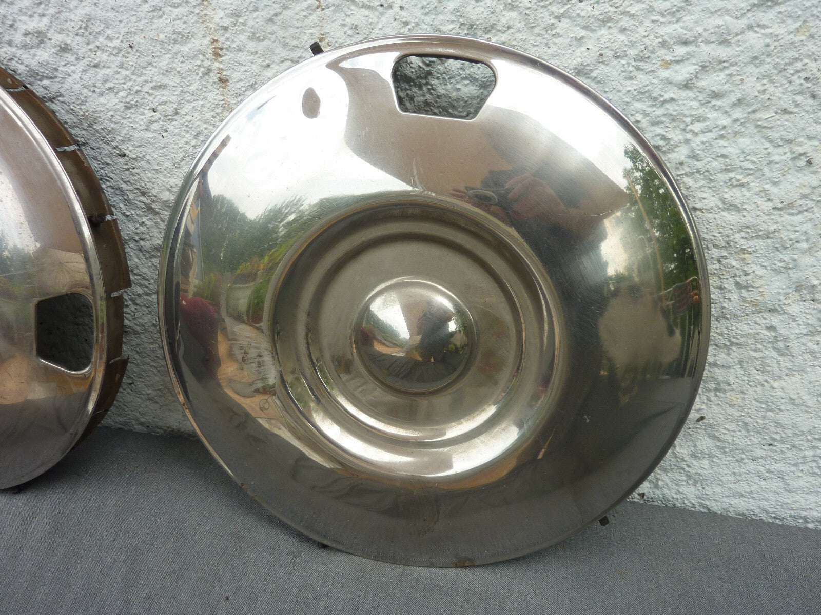 2 anciens vintage ENJOLIVEUR DE ROUE chromé  360mm
