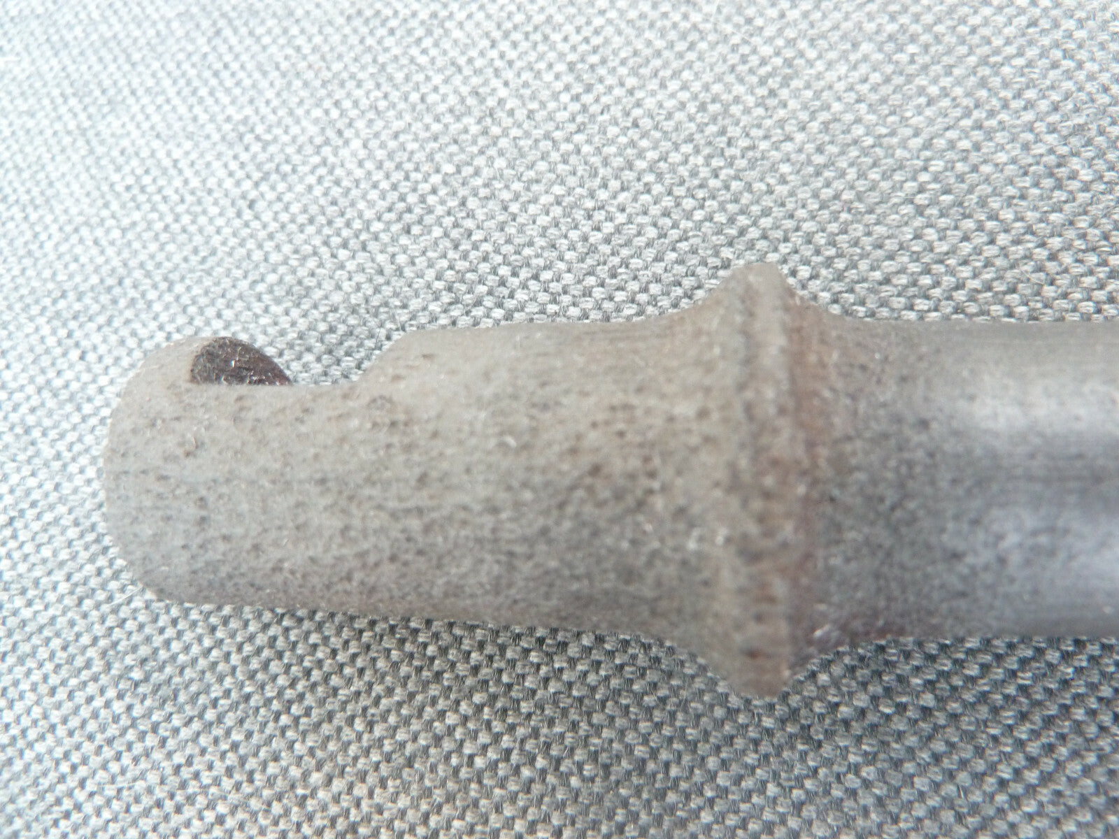 Axe pédalier à clavettes 128 mm acier boitier pédalier vintage ancien stock