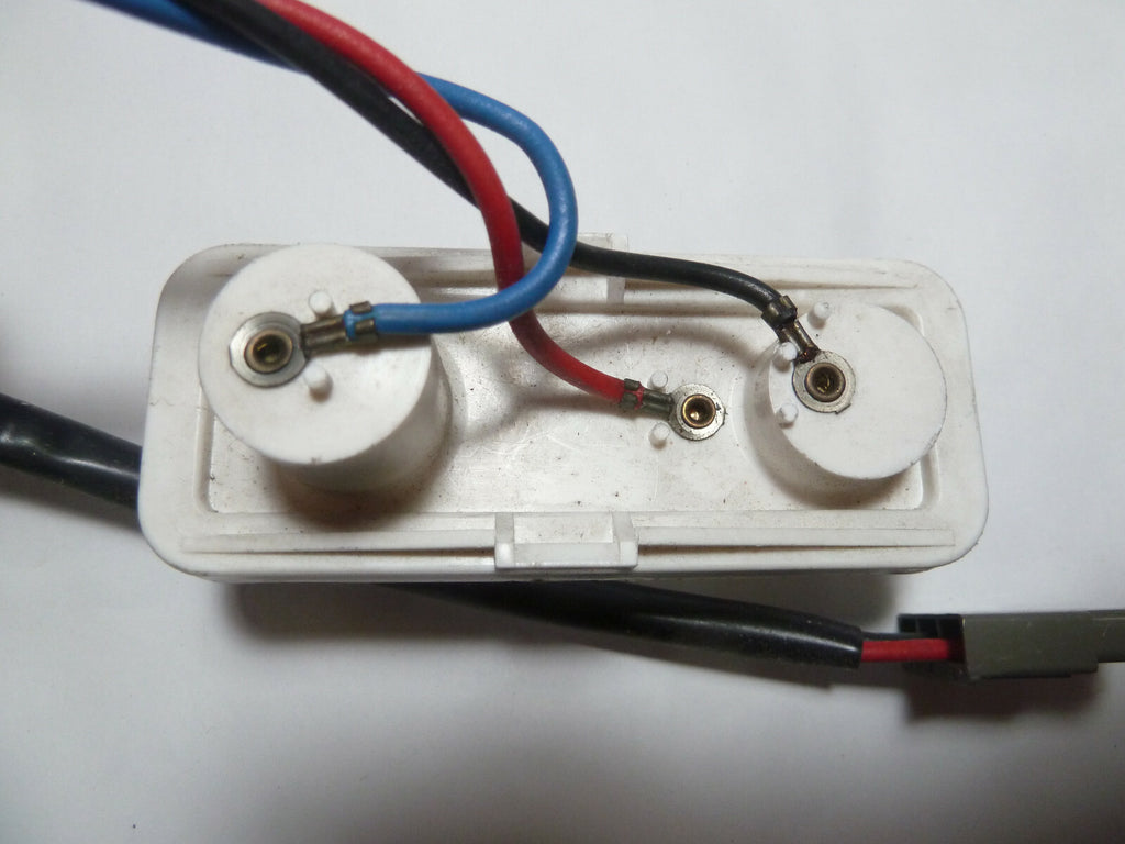 PEUGEOT 305 PORTE LAMPE FEU AVANT