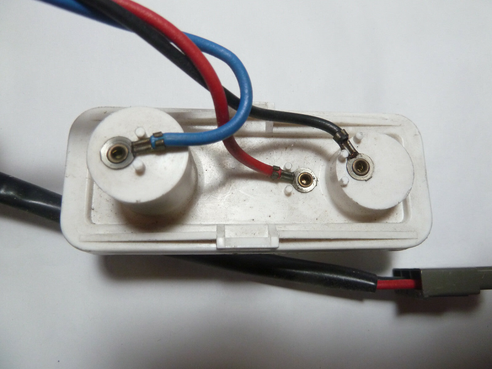 PEUGEOT 305 PORTE LAMPE FEU AVANT
