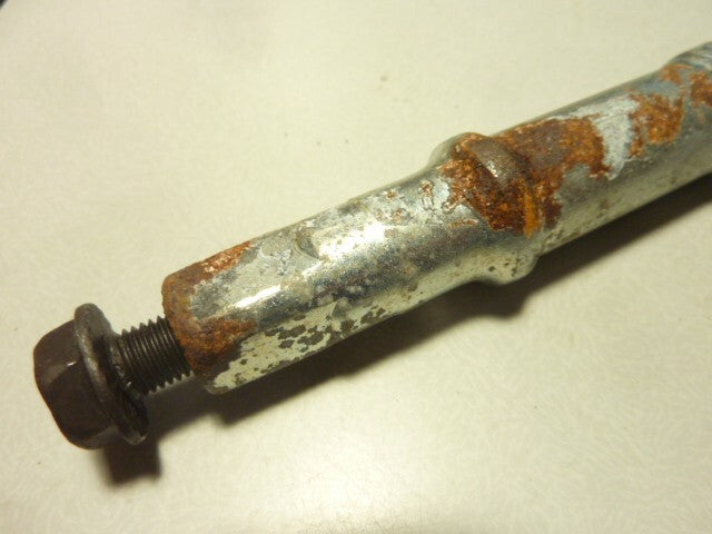 Axe pédalier 127 mm acier boitier pédalier vintage ancien stock jamais monté