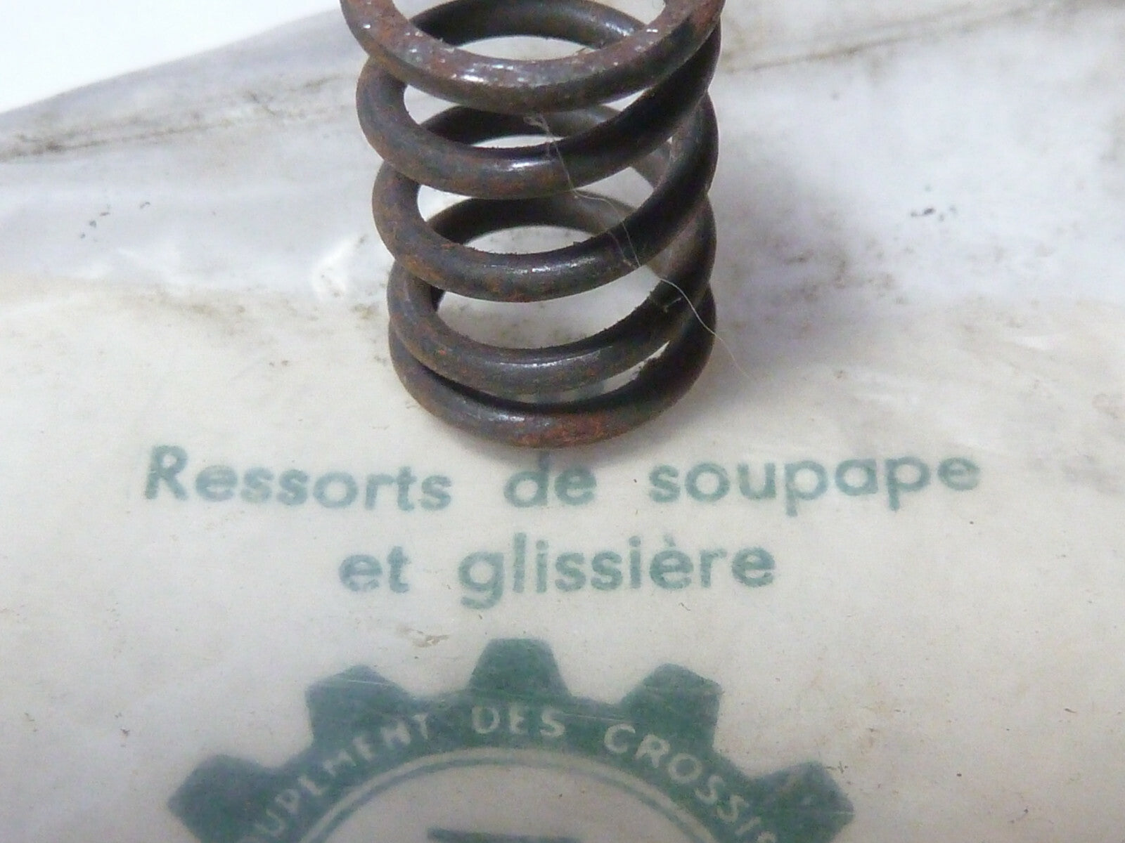 NOS neu 1 ancien ressort de glissière ou soupape solex vintage ancien stock