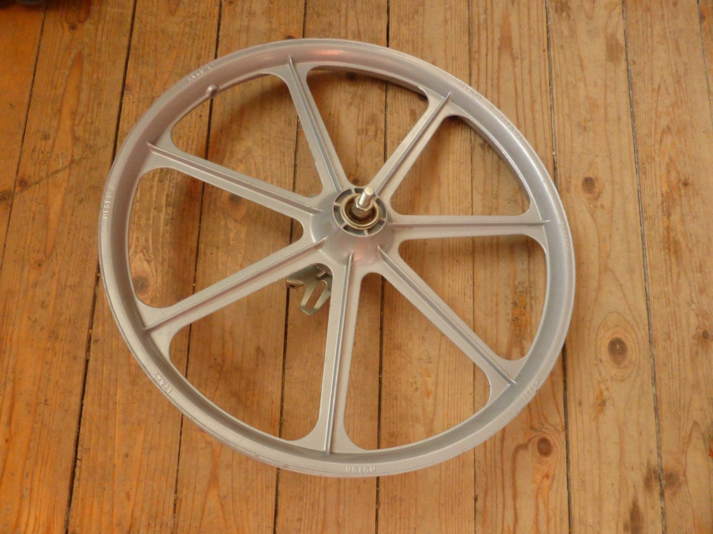 ✨ NOS Roue BMX 20x1.75 à Bâtons Aluminium – Frein Tambour - Bernardi Motor ✨