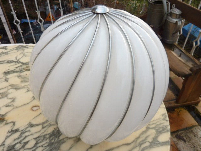 Gros globe en verre murano, bas et tour métal art déco pour lustre ou lampe