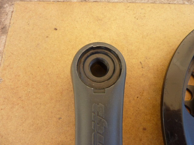 NOS Pédalier THUN NOVA vintage 30/38 dents  centre carré  manivelle 150 mm