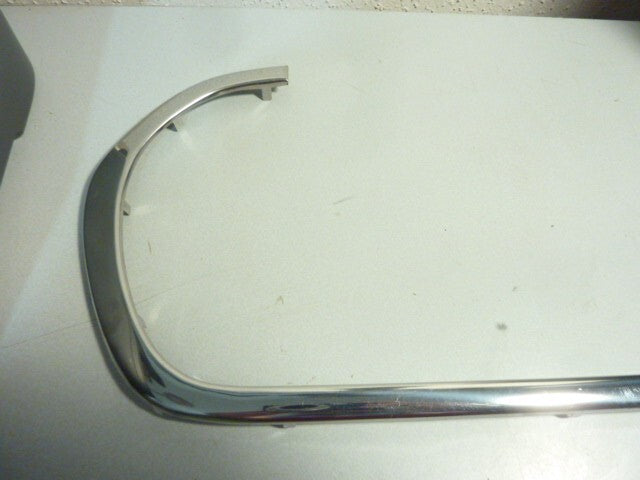 RENAULT-12,12G front grille;left headlamp door,center,right headlamp bezel only
