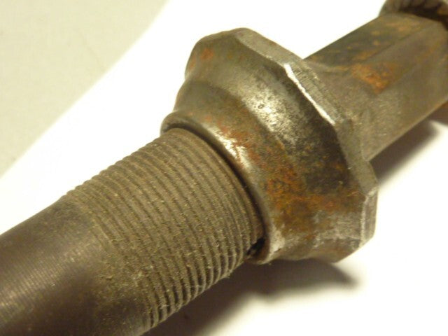 ✨ NOS Vintage Cône /Écrou Roulement de Moyeu – Axe Vélo YST ✨