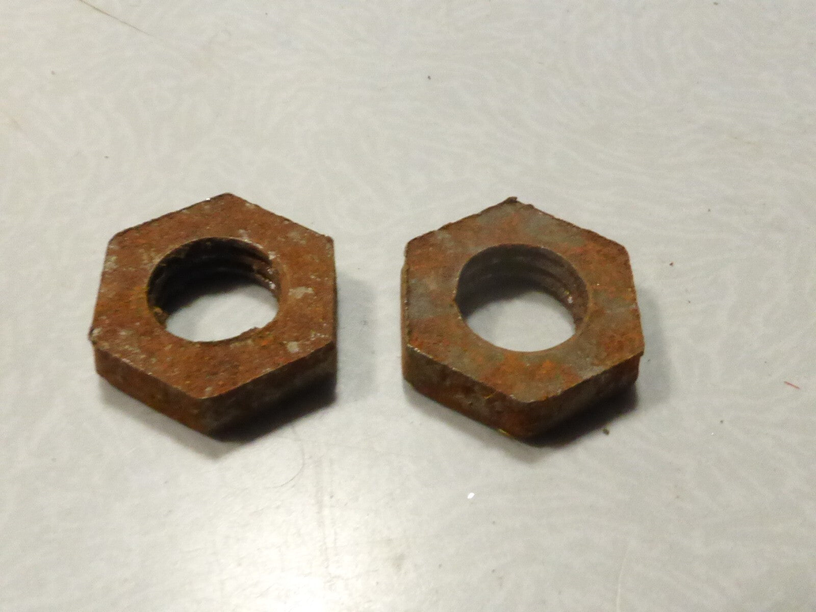 ✨ 2 vis pédale  Lyotard  ancien stock  velo cyclo solex Ø 6✨