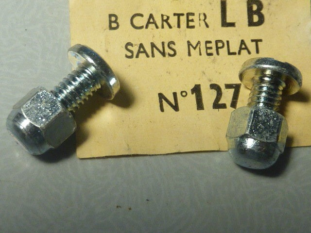 2 anciennes vis boulon  carter borgne  velo cyclomoteur mobylette vintage