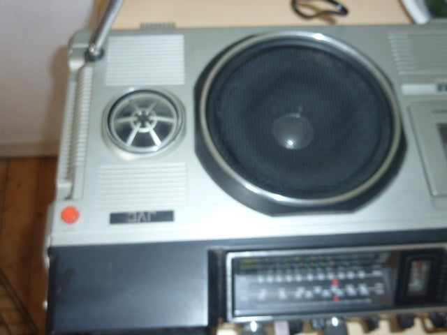 JVC 3080FC RADIO BOMBOX TV  cassette