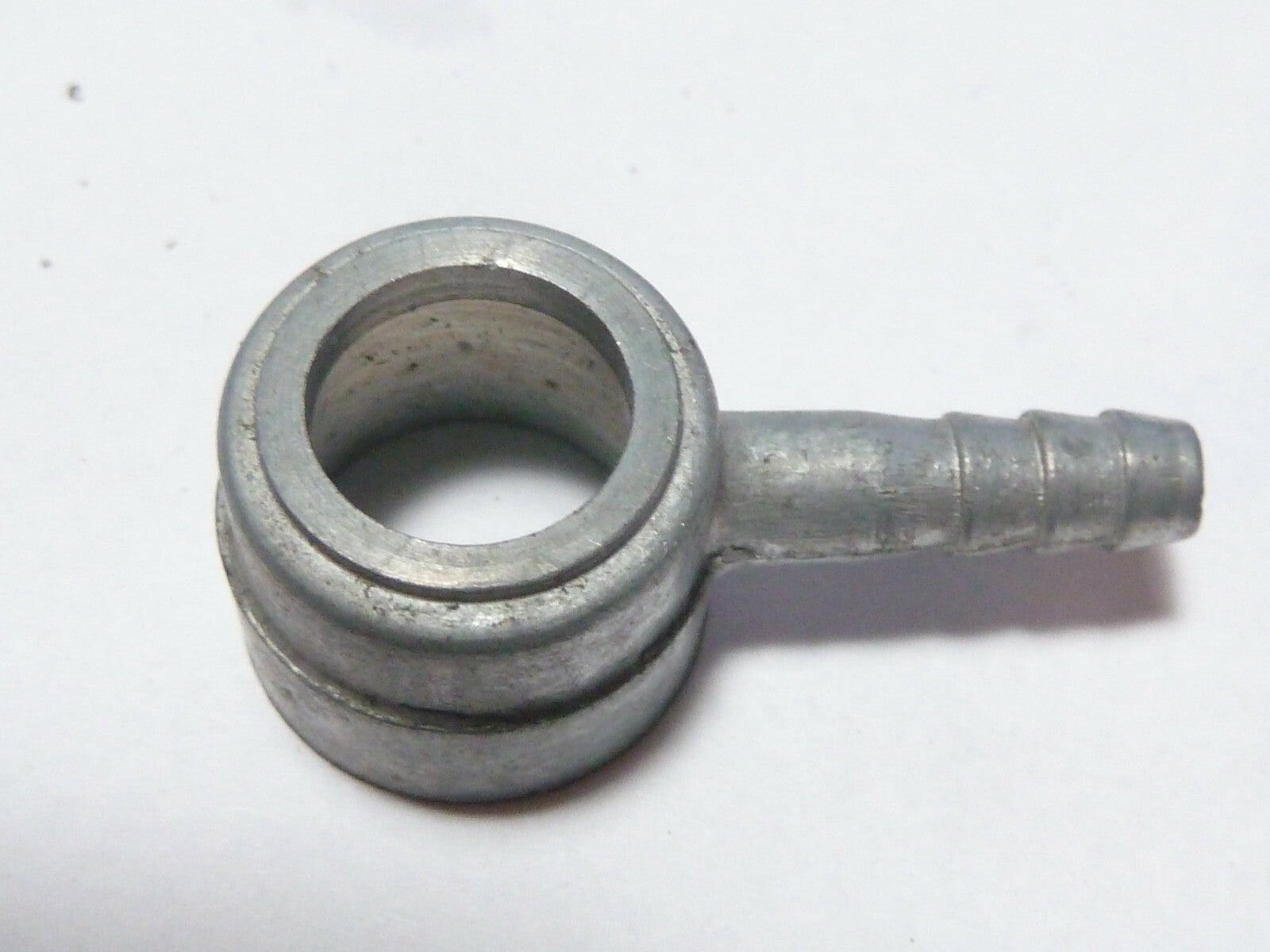 raccord pipette carburateur M26 ? GURTNER Money goyon