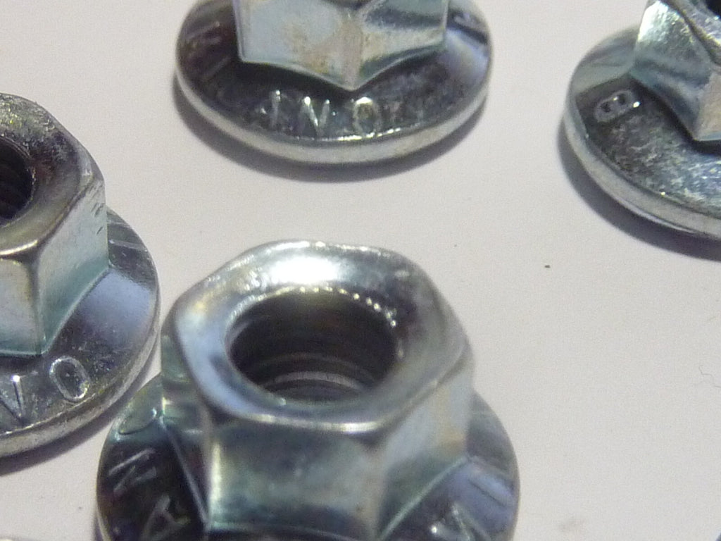 ✨NOS neu anciens vintage 10 écrous de vélo BIANCHI MILANO M6 FREINS  nuts✨
