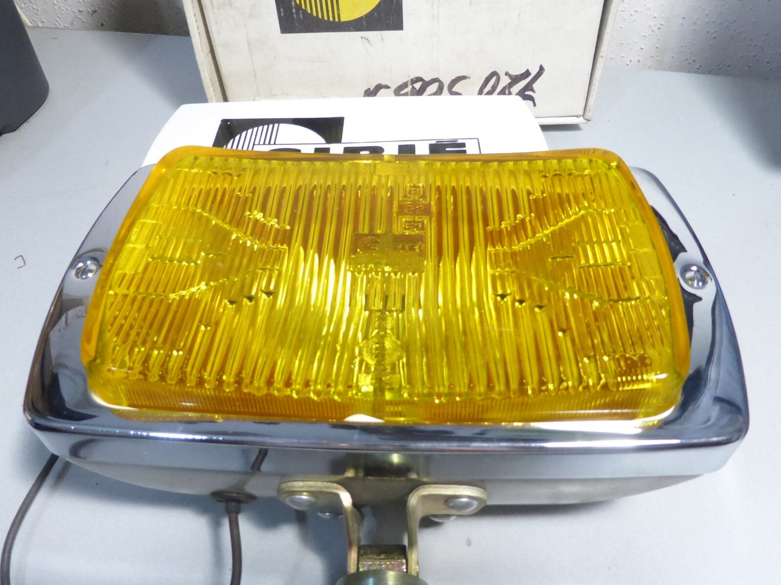 SUPERBE TOP ! PHARE ANCIENS VINTAGE Old headlights - CIBIE 175
