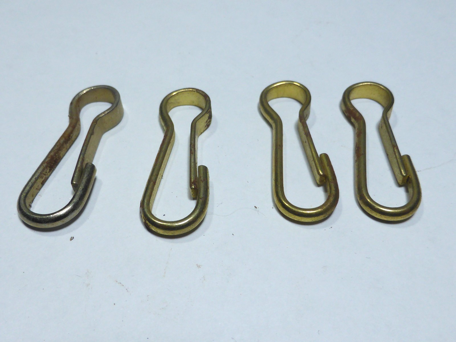 ✨ Lot de 4 Crochets Simplex Zingués – Mousquetons Vintage – Ancien Stock✨