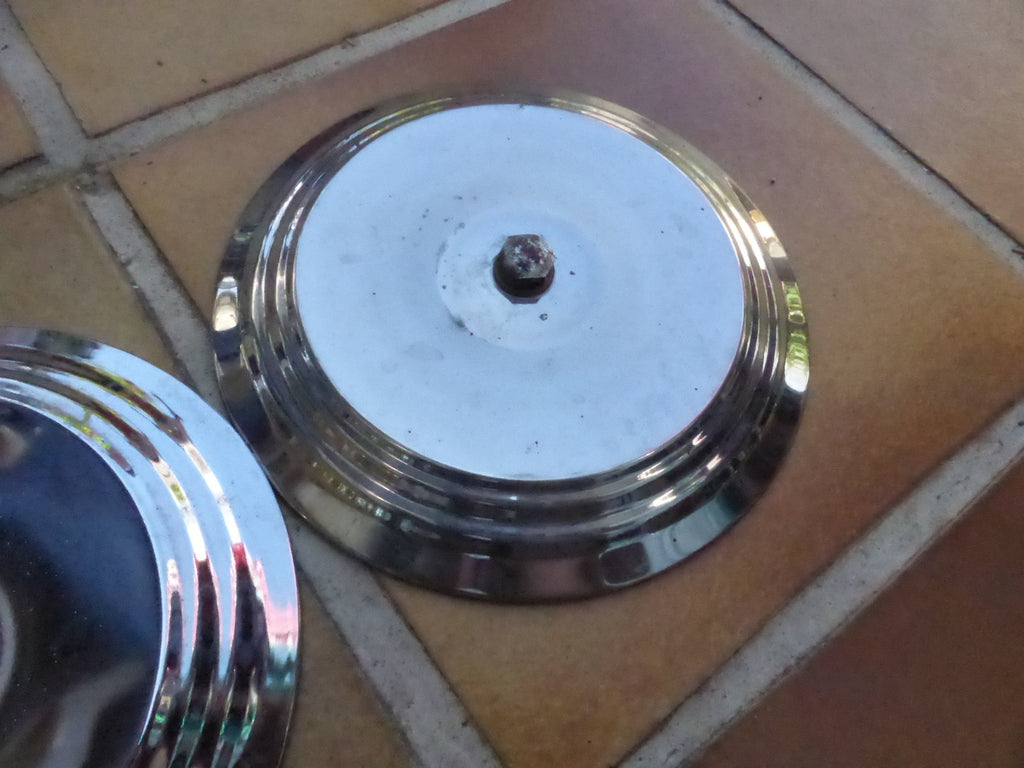 2 Ancien Enjoliveur De Roue Chromé diamètre 235mm pour RENAULT 16 old car R16