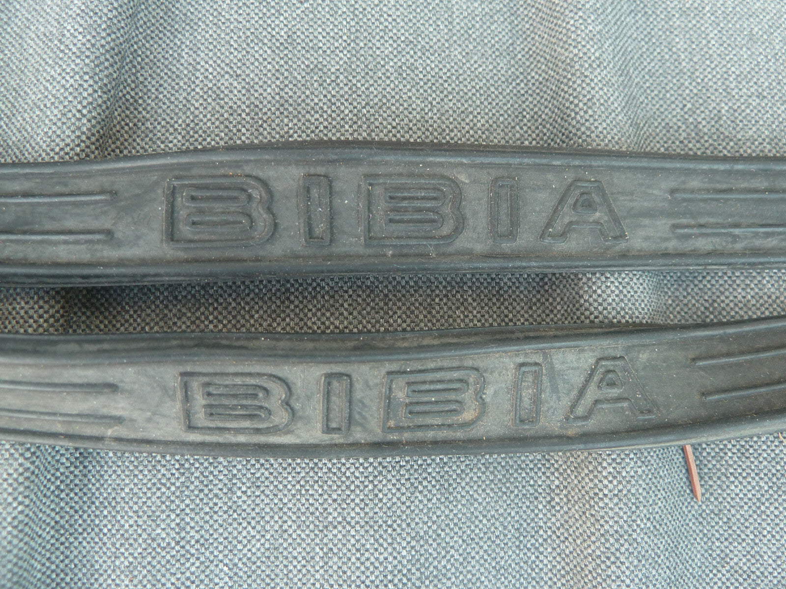 NOS RUBBERSTRAP Snelbinder Rubber SANGLE CAOUTCHOUC tendeur  BIBIA vintage velo