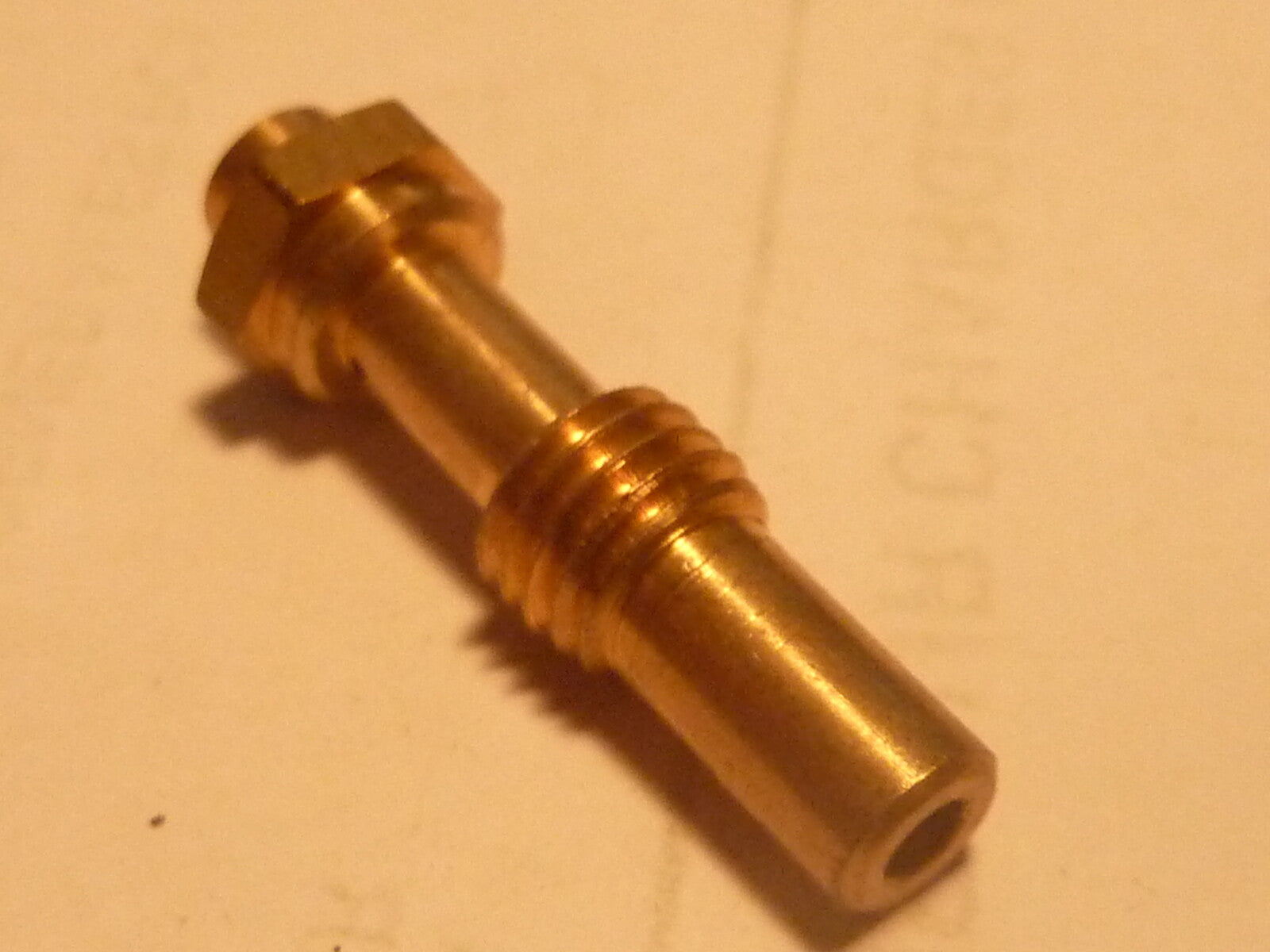 1 diffuseur gurtner 11316/1  pour AD13 - 915 motobecane 51V