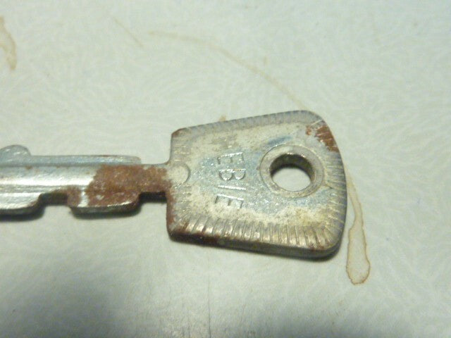 clé cadenas Schlüssel Hebie Trumpf II Nummer 712
