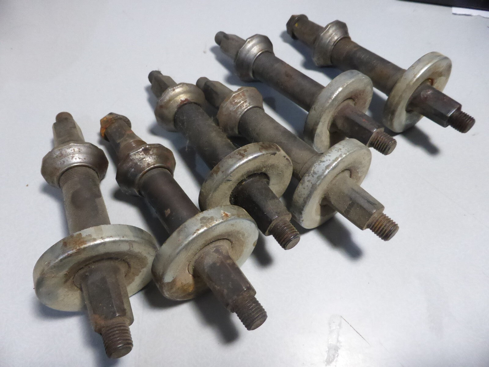Nos BMX 6 axe YST pédalier 127 mm axe pédalier Bottom bracket  vintage